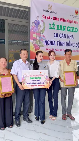 Những mái nhà nghĩa tình đồng đội – là câu chuyện đẹp của hôm nay. #nhatkimanh #lauracoffee