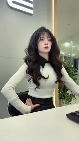 Người trưởng thành thì chỉ gục ngã vào ban đêm. Ban ngày còn đi làm nữa chứ🌷😂