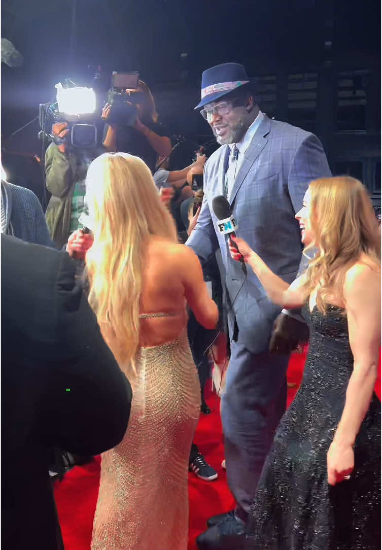 No wonder Shaquille O’Neal kept supporting his ex wife.#shaq #shaquilleoneal #usa #wife #exwife #fyp 