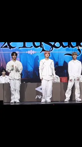 Jewelz with Daisuke♥️ AHOF PINOCCHIO MV OUT NOW!  #AHOF1STCOMEBACK  #AHOF_Pinocchio  #아홉컴백_두번째이야기  #AHOF #jewelz 