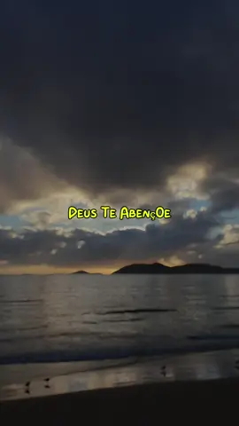 ☀️ Bom dia, Jesus! 🙏 Deus abençoe o nosso dia e obrigado por mais uma oportunidade de fazer a diferença. Que hoje seja leve, produtivo e cheio da presença d’Ele. 💛 #BomDiaJesus #GratidãoSempre #DeusNoComando #FéQueInspira #PalavraDoDia  