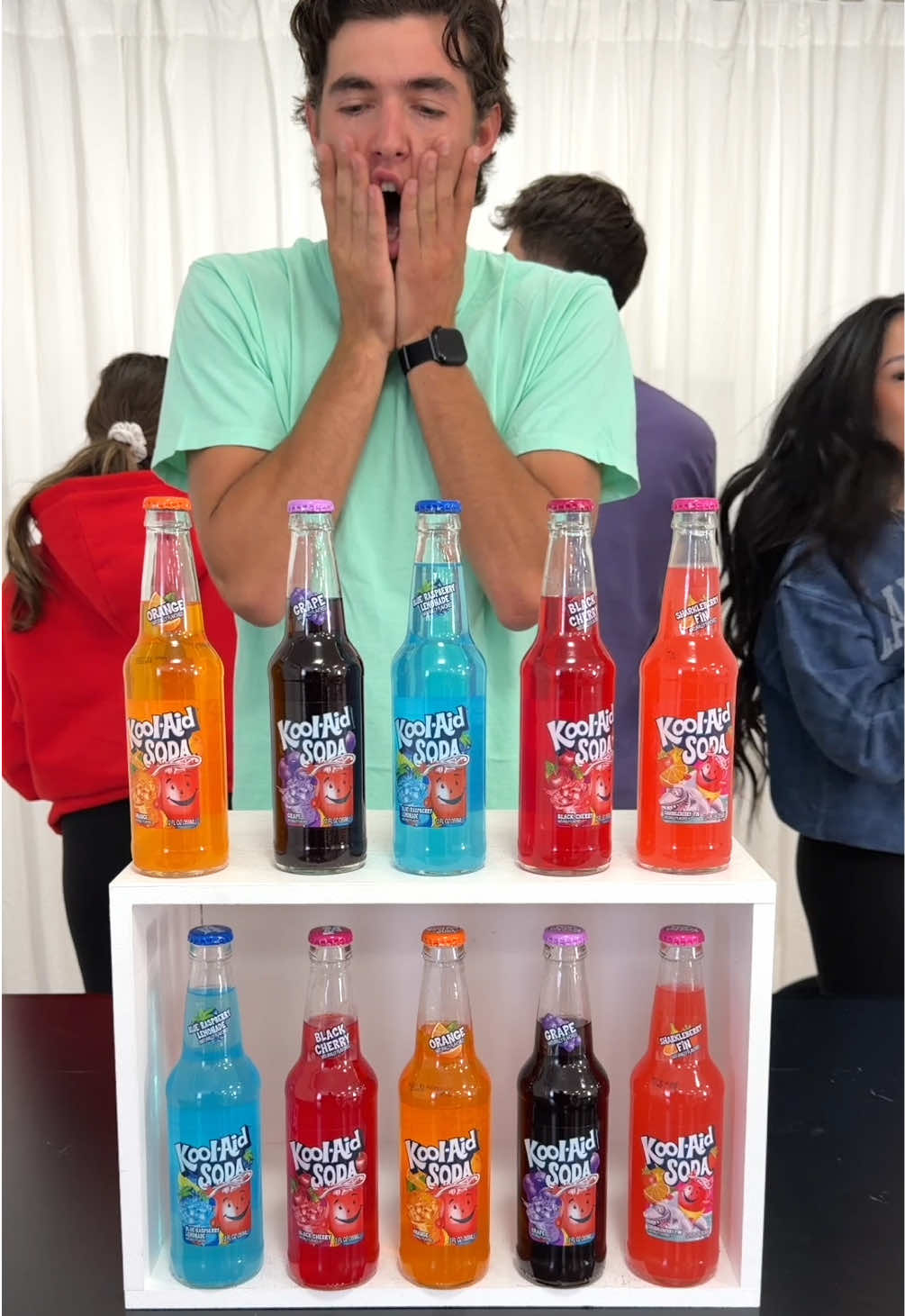 First to Match the Sodas Wins! Who are you rooting for?! 🤔#family #match #game 