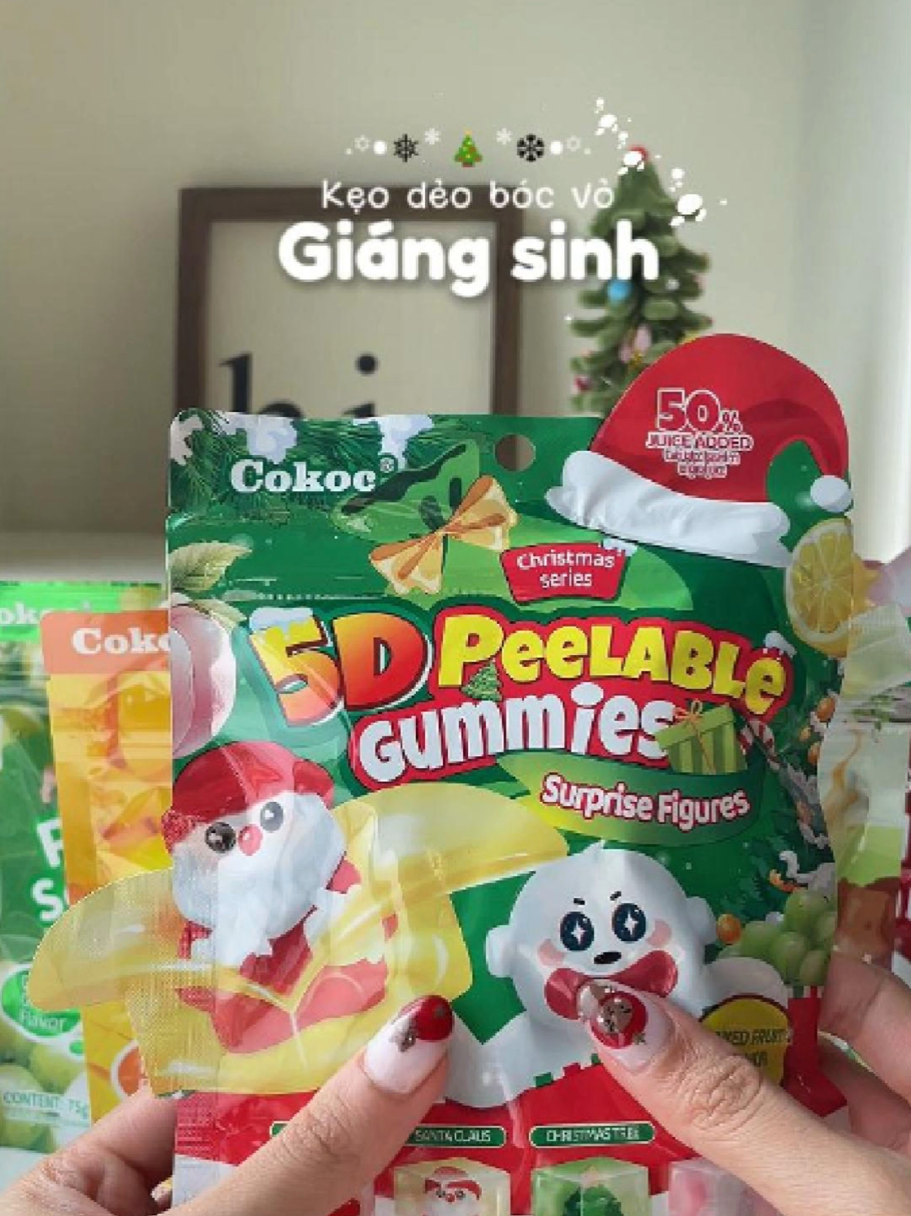 Tiếp tục là kẹo dẻo bóc vỏ, và lần này là phiên bản Giáng Sinh #cokoc #keodeobocvo #tienpandadaily #review #giangsinh2025 