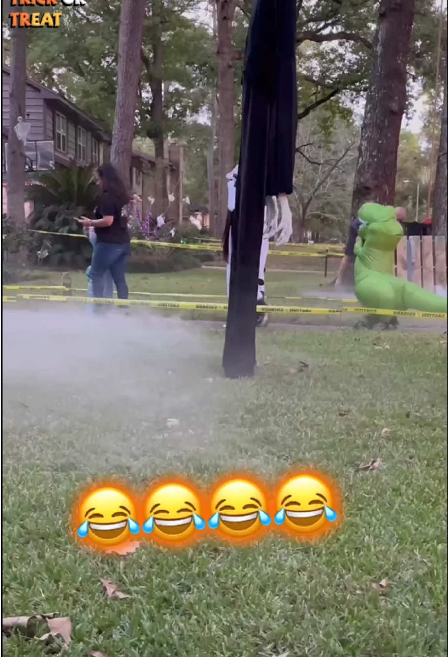 Funny trick or treat #funny #kids #trickortreat #funnyvideos #halloween 