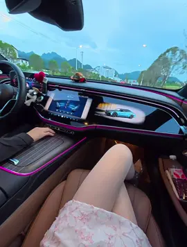 Tìm kiếm “My car” để xem xe nào phù hợp với Bạn 🫣 / #mercedese300 #mercedesvietnam #eclass2025 #eclass #haxacolangha 