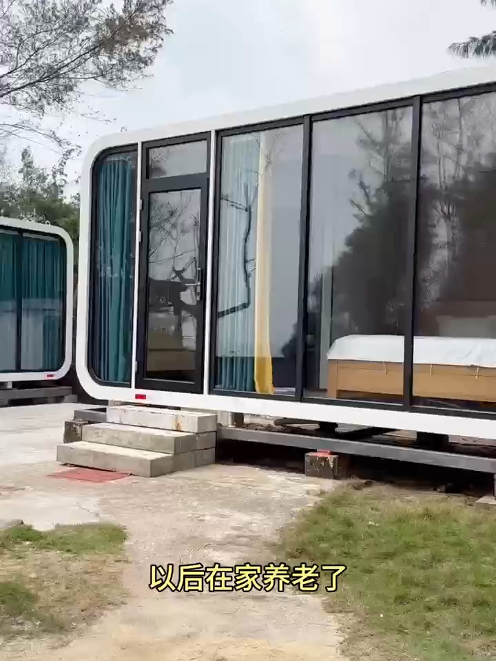 Wake up to the sound of nature — wherever you are. Apple Cabin House, your cozy home on the move. 📩 Reach out anytime: WhatsApp: +86 18010895710 Email: zshisheng83@gmail.com #capsulehouse #expandablehome #spacecapsulehouse #containerhome #capsulehome #foldablehouse #spacecapsule #containerhouse #expandablehouse #modularhomes #SpaceCapsuleHome #airbnb #modularhouse #foryourpage #ExpandableHouse #AppleCabin