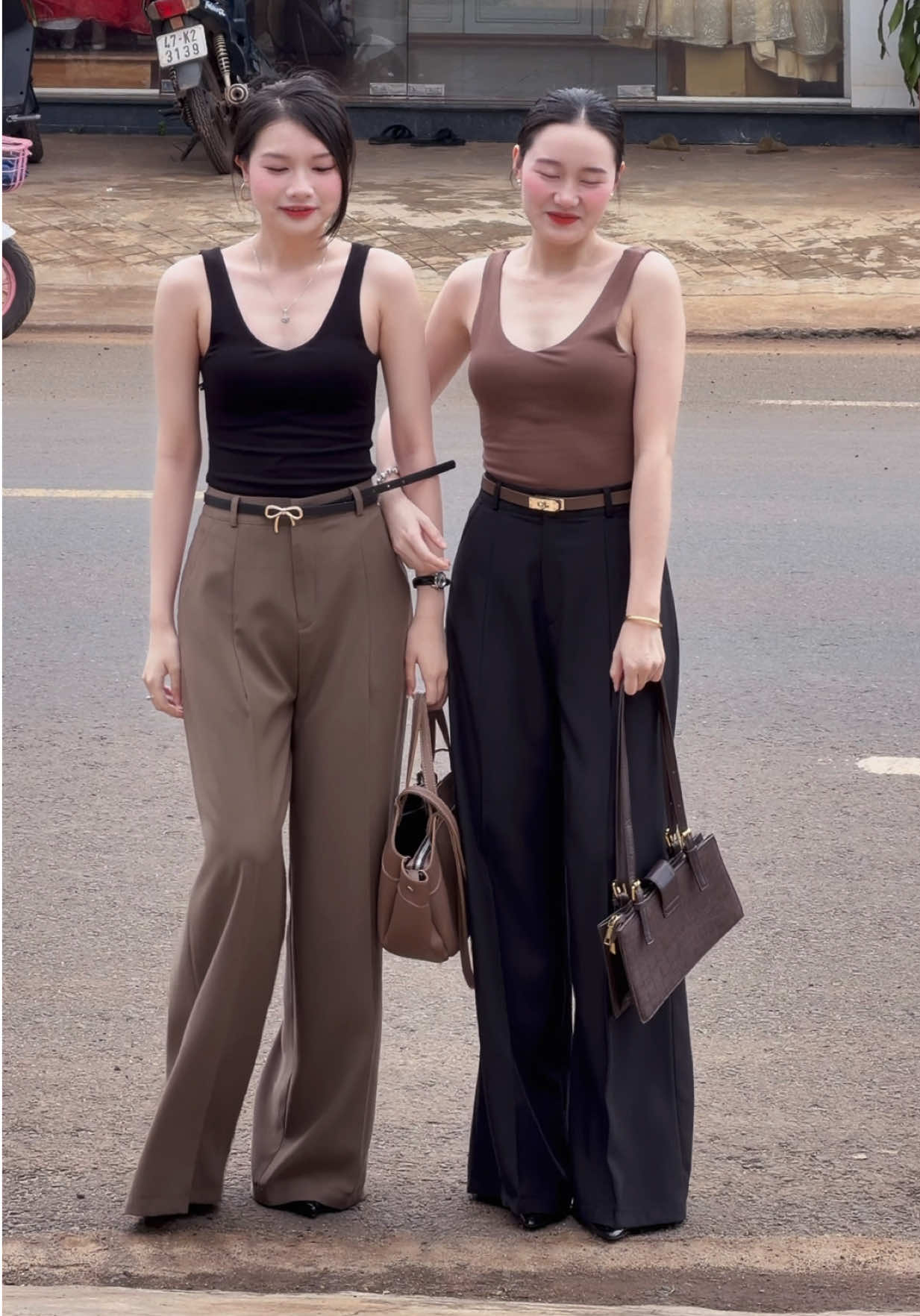 2 cái chợ gặp nhau 🫠 #viral 