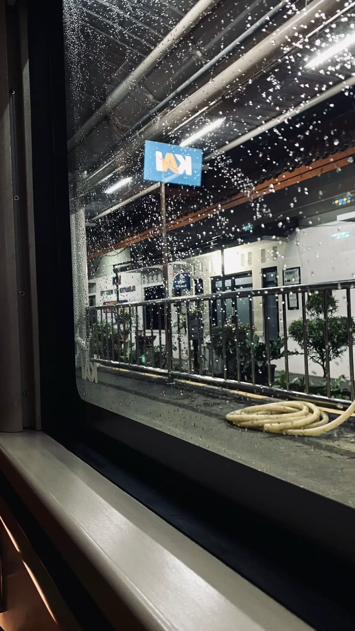 #railfansoftiktok #kai121 #keretaapiindonesia #paprandom #fyp 