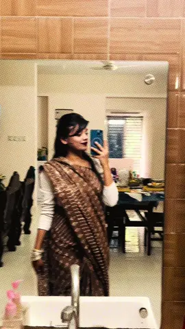 ভুল মানুষে ভরসা করার চেয়েও বড়  ভুল হল,ভুল জায়গায় অভিমান করা !ভুল কে শুধরে নেওয়া যায়, কিন্তু আবেগ অপমানিত হয়, শুধরে না!😅🖤🕊️@Tiktok Bangladesh @🕊️SAIFA🖤 #foryou #foryoupage #Love #1millionaudition #sharifarahamanurmi 