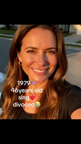 Single American woman in USA#singlelife #singlegirl 