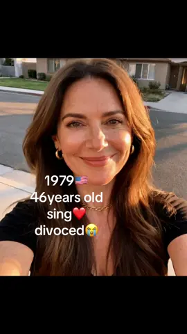 Single American woman in USA#singlelife #singlegirl 