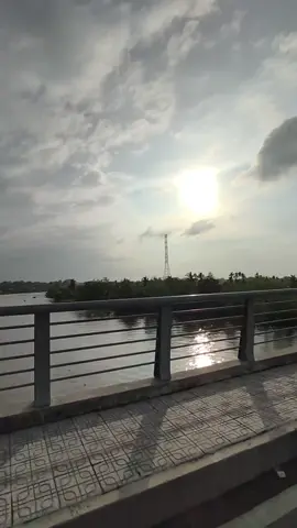 kiếm tiền để sống hay sống để kiếm tiền 😌#viral #mientay 