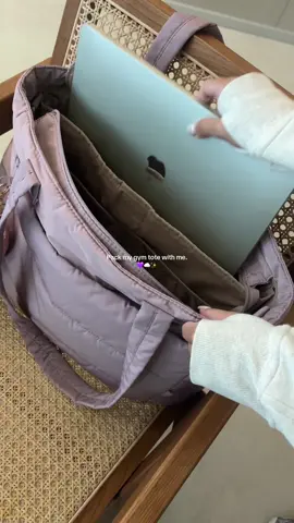 Pack with me ✨☁️💜#bagsmart #totebag #everydaybag #everydayessentials #gymmotivation 