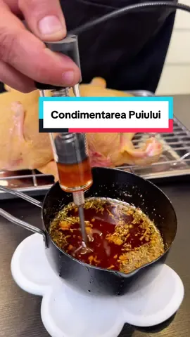 Replying to @MihaiTudose Am folosit așa: - Untură de pasare - Unt clarifiat - Oregano - Cimbru - Boia dulce - Sare - Piper - Un cățel de usturoi Topesc untul și untura de pasare, amestec cu restul condimentelor și injectez o parte din amestec și ce rămâne ung pe exterior. Ținut minim 2 ore la frigider. #grataragiul #condimente #condimentarepui #airtender 