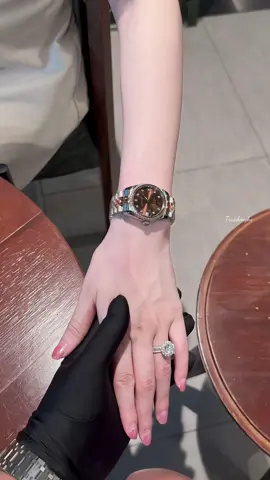 Ngắm ro.lec nâu choco siu sang mí chị haaa ✨🤎 #trucdongho #donghonu #dongho #donghodanang #xuhuong 