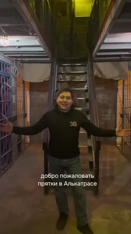 🗯️ Здесь не работают стандартные схемы — здесь нужен холодный ум, стальные нервы и умение не выдать себя...  Тебя ждут темные коридоры, ловушки и монстры 💀 Смелости хватит? Тогда жми на плей и приходи вживую пережить этот ад. #квест 