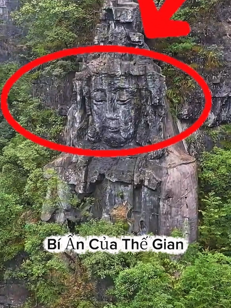 “Phải chăng Phật hiển linh giữa vách đá Quý Châu?