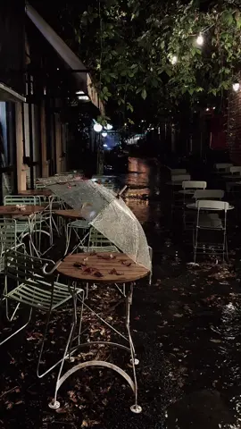 وربي هالعتب جارح ‏ياليتك قلت لي البارح #بدر_عبدالمحسن #شعر #fypシ゚ #اكسبلور #explore تصوير_المطر