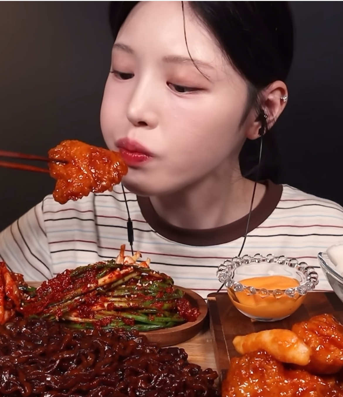 Mukbang asmr eat with Boki jjajangmyeon black bean noodles fried chicken Korean food #mukbang #viral #asmr #jjajangmyeon #eatwithboki 