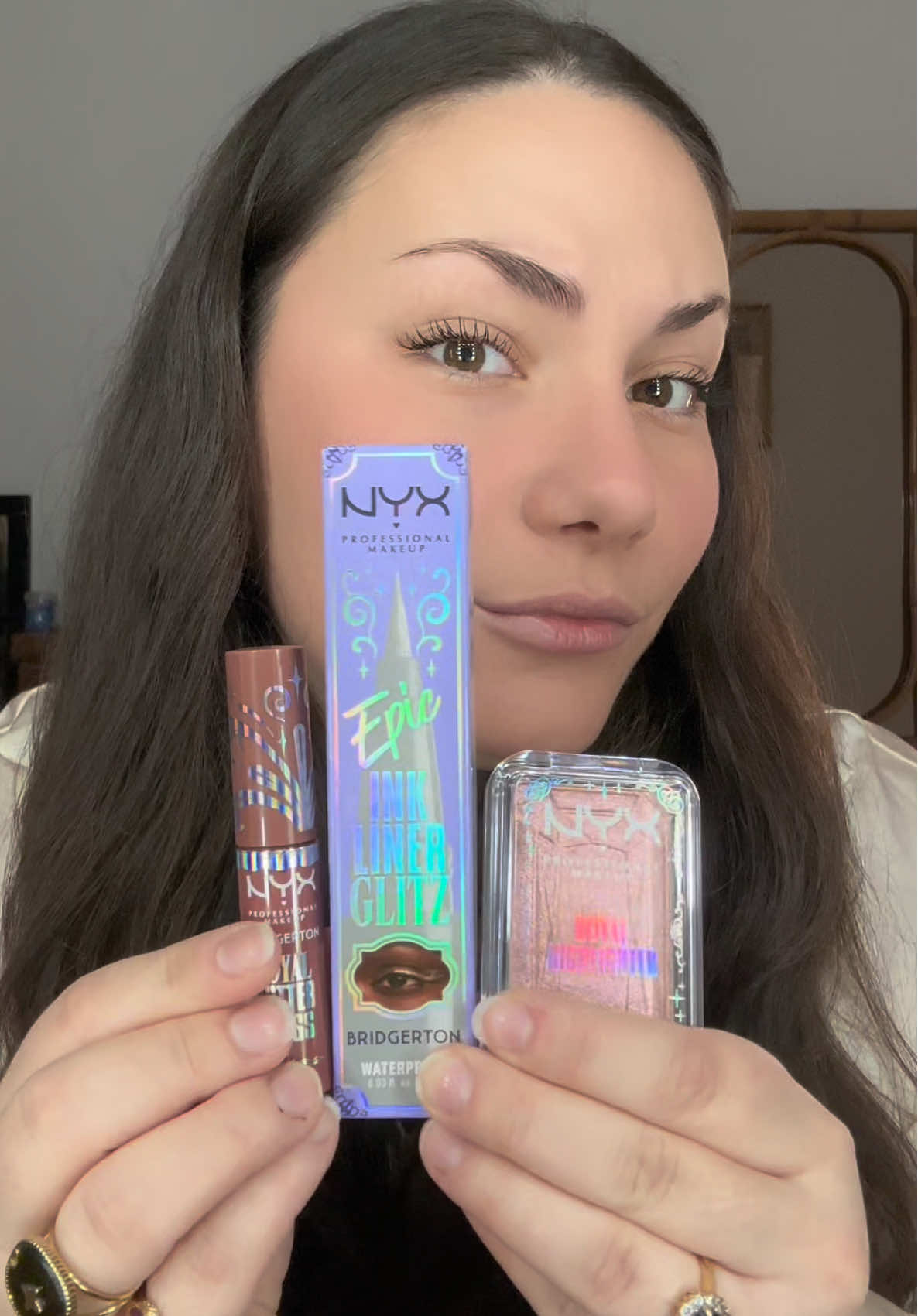 Prête pour le bal grâce à @NYX COSMETICS FRANCE  En partenariat avec @NYX Professional Makeup ✨💜 *Collaboration commerciale* #nyxcosmeticsfrance #nyxprofessionalmakeup #nyxcosmeticsxbridgerton #makeup #fyp 