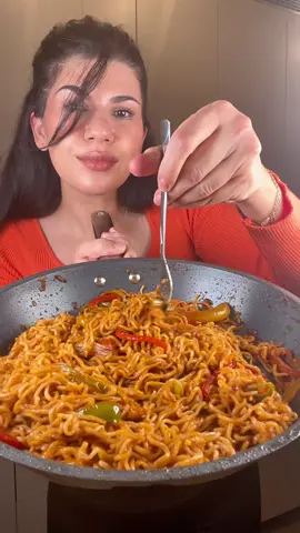 علا أي أكله أولادكم مدمنين؟