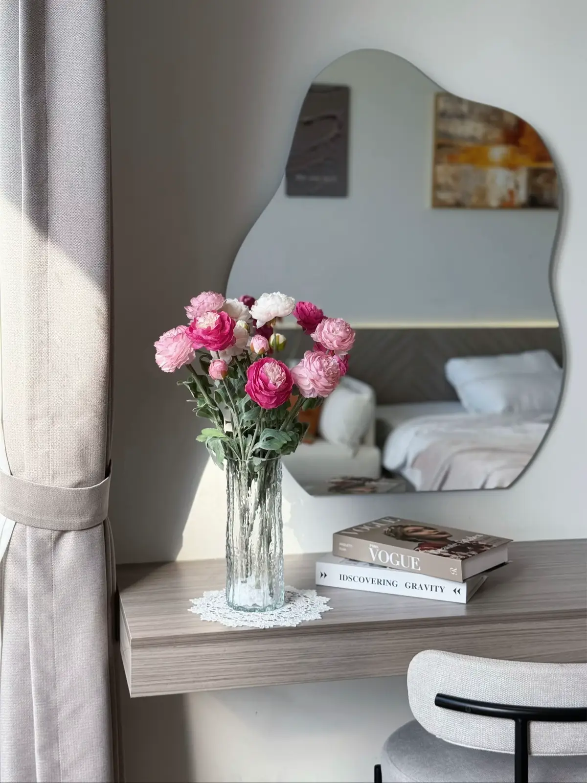 Một căn home mang nét dịu dàng tinh tế và cũng rất thơ 🍃🍃 Từ ban công ta có thể ngắm nhìn trọn vẹn khung cảnh thiên nhiên tuyệt đẹp #ecopark #homestay #healing #thiênnhiên 