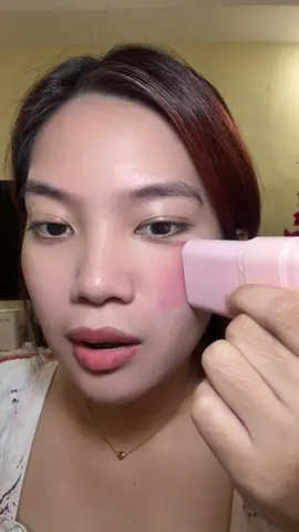 Ang OA sa una huhupa rin naman pala hahahaha #blush #blushon #blushstick 