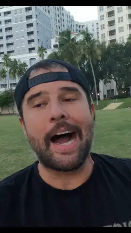 EP #220 Algoritmos de Uber y Lyft  Link en biografía 🎙️ #uber #uberdriver #lyft #lyftdriver #podcasting #podcast #traselvolantepodcast #miami #uberlatino #ubereats #doordash #uberenespañol #uberlatino  #taxes #amazon #amazonflex #instacart #uberapp #taxis