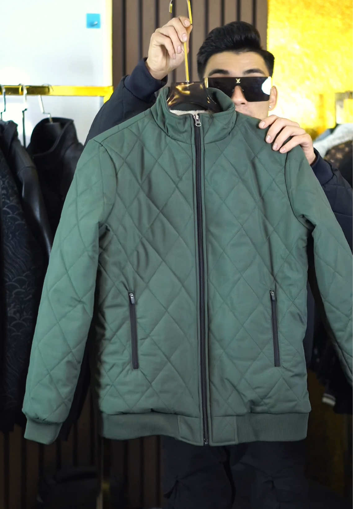 Nói thật là áo dày ấm may kỹ càng cho ae và cái cổ rất đẹp và cứng đứng cổ #xuhuongtiktok #aokhoacnam #longnhac2001 