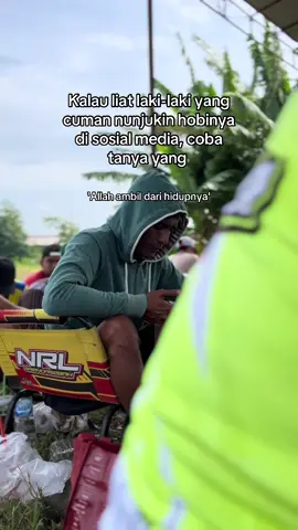 Wong liyo ngerti opoo...?  @TiLeex_GRENDASEBAH 