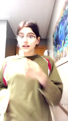 soy esto 🦐 cuando me giro 