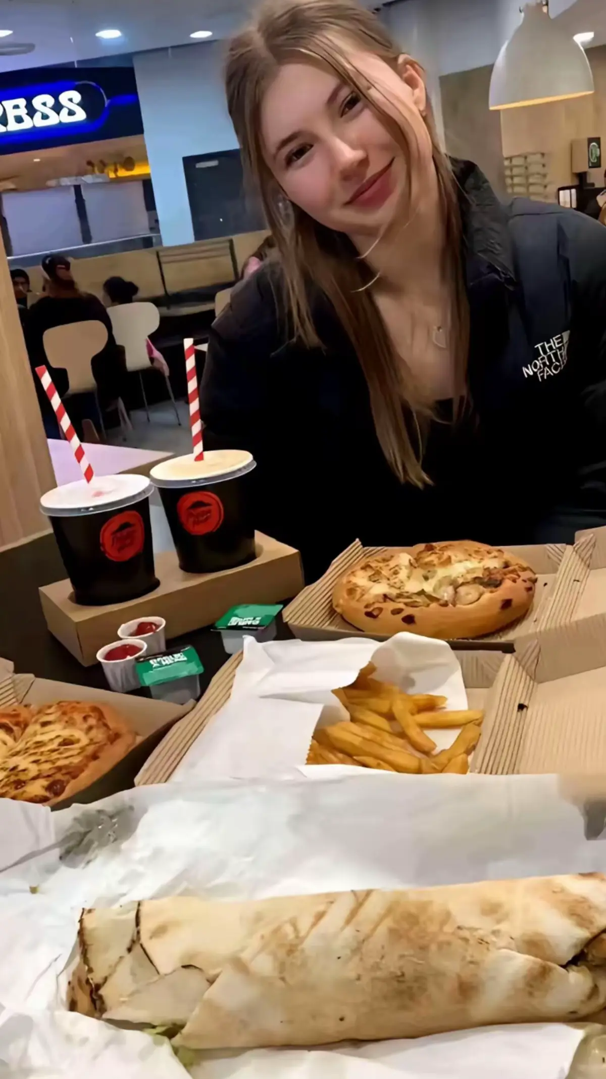 @. @آحياناً @𝙴. The @Wissam #اكسبلورexplore #fyp #اكسبلووووورررر #شعب_الصيني_ماله_حل😂😂 #ابها_الان 