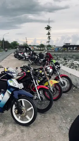 #twostroke #fizrindonesia #rxkingindonesia #ninjass #masukberandafyp 