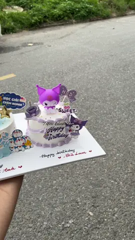 Bánh đôi cho 2 bé yêu🌸🌸 #banhkemlongbien #tiembanhbunny #kuromi #banhkemkuromi 