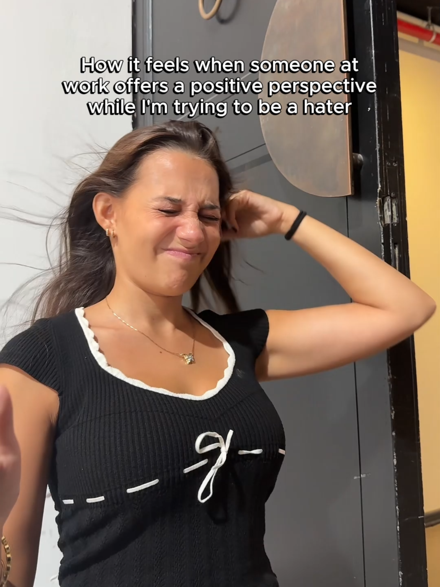 I don’t need this vibe in my life rn I just want to hate. #hating #goodvibes #coworker #workdrama #corporate #work #925 #office #corporatelife #worklifebalance