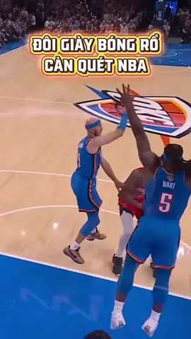 Đôi giày bóng rổ càn quét NBA#baller #🏀 #giaybongro #basketball #NBA 