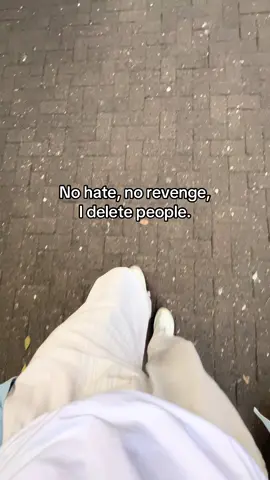 peace 🕊️  #foryou #fyp #itsmeshroudy  #funnyquotes #trendingsong