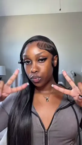 No Foundation Soft Glam look 🥰✨️ Rate this look in one word?? 😍❤️ Tag your makeup bestie💄❤️ Follow us @melaninsmakeup for more makeup tutorials and beauty tips😍  Credit: @theyluvvtk #melaninmakeup  #melaninsmakeup #makeup #makeuptutorial #makeupforblackwomen #makeupforblackgirls  #blackgirlmakeup  #makeupartist #makeupforever #makeupformelanin #blackmua #makeuplooks #melaninqueen  #explore #explorepage✨#makeuptips #makeupforbeginners #makeuphacks #makeup #tips #makeupinspo #atlmua #dallasmua #houstonmua #nymua #nycmua #lamua #ohiomua #jacksonvillemua #njmua 