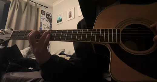 i am not portugese pls go easy on me 😭 // deslocado - napa #deslocado #napa #guitar #cover #fyp 