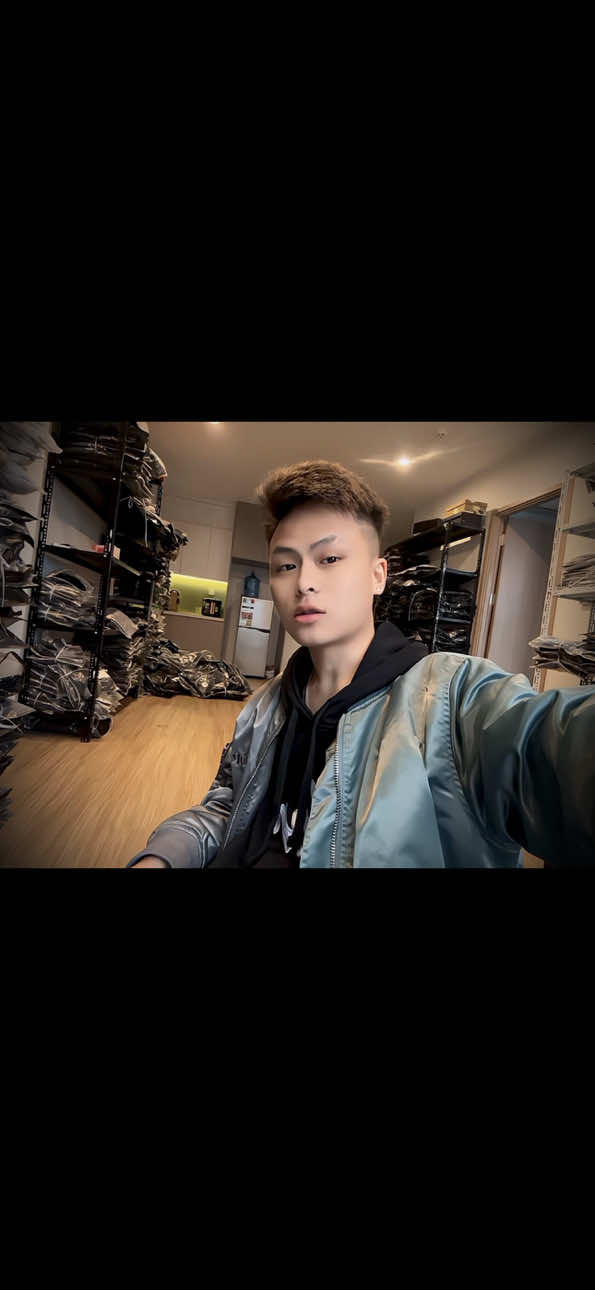 Môi hôn ngọt trao em đê mê..@Báo Trắng #baotrangdzaine 