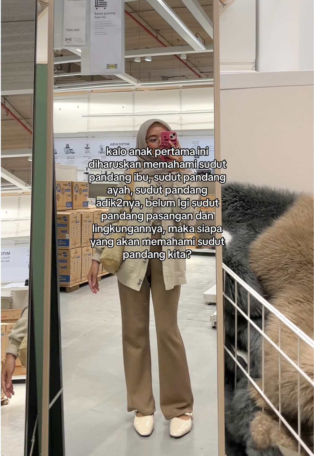 #anakpertamaperempuan 