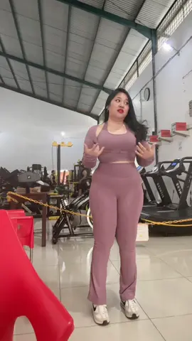 #fypシ゚ #fyppppppppppppppppppppppp #gymrat #fypシ゚viral🖤tiktok #fyp . YANG AKU PAKAI BOLEH CO SKRG 🫵🏻🫶