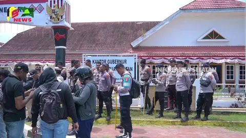 Senin (3/11/2025). Ratusan mahasiswa dan masyarakat yang tergabung dalam Aliansi Mahasiswa dan Masyarakat Papua Selatan turun ke jalan membawa dua tuntutan utama — penegakan hukum atas pembakaran mahkota burung cenderawasih, dan penertiban minuman keras yang dianggap menjadi sumber maraknya kriminalitas di Merauke.