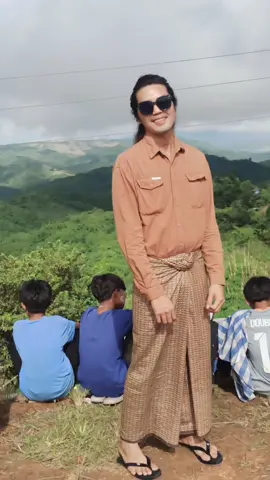 #creatorsearchinsights #မြင်ပါများပီးချစ်ကျွမ်းဝင်အောင်လို့🤒🖤 #ခင်ချင်လို့ပါfllowလေးတွေလုပ်ပေးကြပါလား😘 #ဘယ်ရောက်ရောက်တင်မယ်ကွာ #ပျော်ရွှင်ချမ်းမြေ့ကြပါစေဗျာ🥰🙏 #တောသားလေးပါဗျာ 