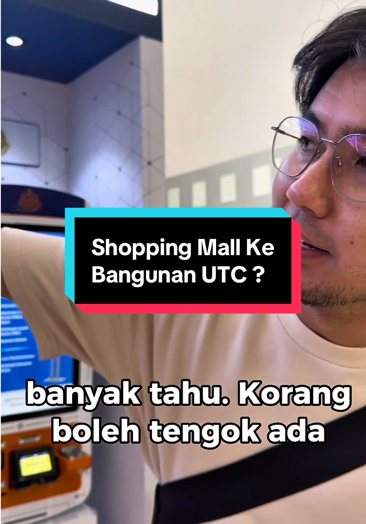 Dalam shopping mall pun dah ada kemudahan. Tak perlu dah nak pergi kaunter yang jauh. Mana la tahu tengah shopping tiba tiba teringat nak bayar atau nak buat urusan penting, boleh terus ke KIOS SENTUHAN MADANI je. Now dah ada 3 tempat, One Utama, Alamanda and KL Sentral.  #ARPA #AgendaReformasiPerkhidmatanAwam #ReformasiSatuKemestian #ReformasiPerkhidmatanAwamUntukAnda  #PACU 