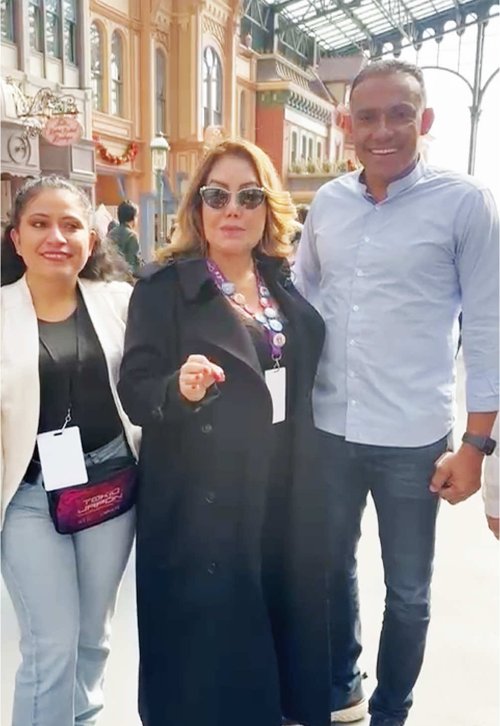 IRMA RUIZ DIAMANTE 💎🎉 Omnilife,,,,,¡Vivir experiencias como esta no tiene precio! Conocer, aprender y crecer rodeada de personas increíbles 💜 Así se viven los grandes eventos cuando decides dar el paso y ser parte del cambio. 🚀 #eventoomnilife #superacion #emprendedores #negociosdigitales #motivacion #trabajaporelmundo