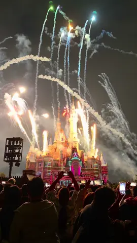 ครั้งหนึ่งในชีวิตสานฝันวัยเด็ก☺️🏰🤍#ดิสนีย์แลนด์ #shanghaidisneyland 