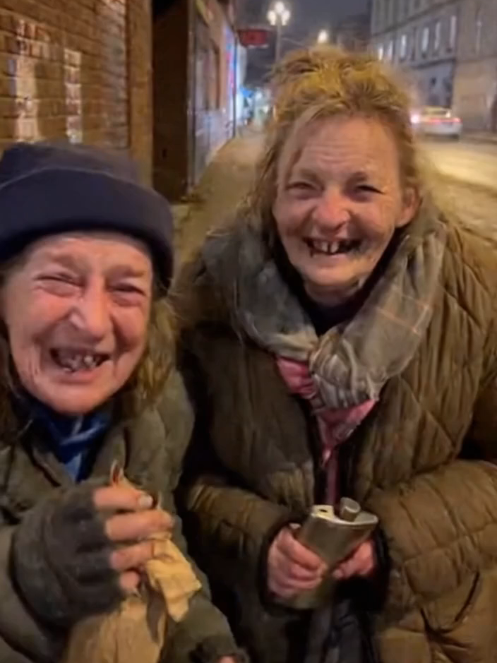 Armes Deutschland Dating! Zwei nette Damen suchen einen Mann!#Fyp #Viral #Obdachlos #deutschland🇩🇪 #ObdachlosTv