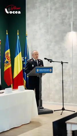 Astăzi a avut loc Conferința de deschidere a Proiectului ROMD00074 - FLOOD RESCUE „Pregătire comună pentru salvarea de vieți în caz de inundații”, proiect în care Inspectoratul pentru Situații de Urgență Botoșani - ISU Botosani deține calitatea de Partener Lider.  Proiectul este finanțat de Uniunea Europeană prin intermediul Instrumentului pentru Vecinătate, Dezvoltare și Cooperare Internațională (NDICI), prin Programul Interreg NEXT România-Republica Moldova 2021-2027, Prioritatea 1 – Comunități verzi, Obiectivul specific 1.1 –  Promovarea adaptării la schimbările climatice, a prevenirii riscurilor de dezastre și a rezilienței, ținând seama de abordările bazate pe ecosistem. De asemenea, obiectivul specific al proiectului vizează creșterea nivelului de protecție a populației la inundații,din zona eligibilă, prin îmbunătățirea și consolidarea capacității de pregătire și intervenție a pompierilor profesioniști de pe ambele părți ale frontierei, prin dotarea acestora cu echipamente de intervenție și organizarea activităților comune de instruire.     #voceabotosani #botosani 