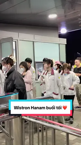 Wistron Hanam trai tài - gái giỏi. Chuyên sản xuất laptop - màn hình LCD